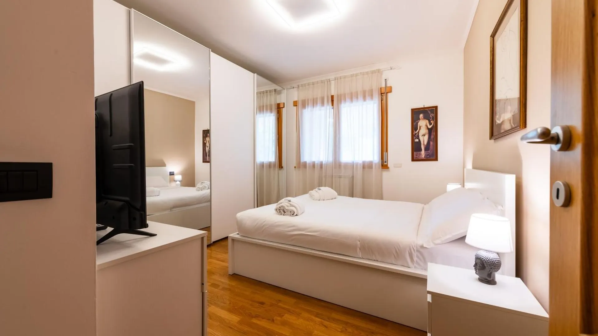Bonum Vitae Rome Apartment